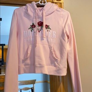 Women’s small light pink Hollister crop hoodie